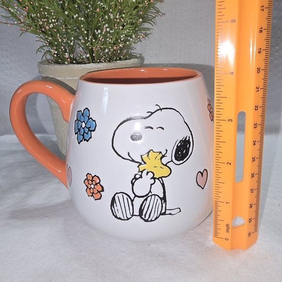 Snoopy and Woodstock Floral Mug with Orange Handle 2024 - Picture 4 of 6